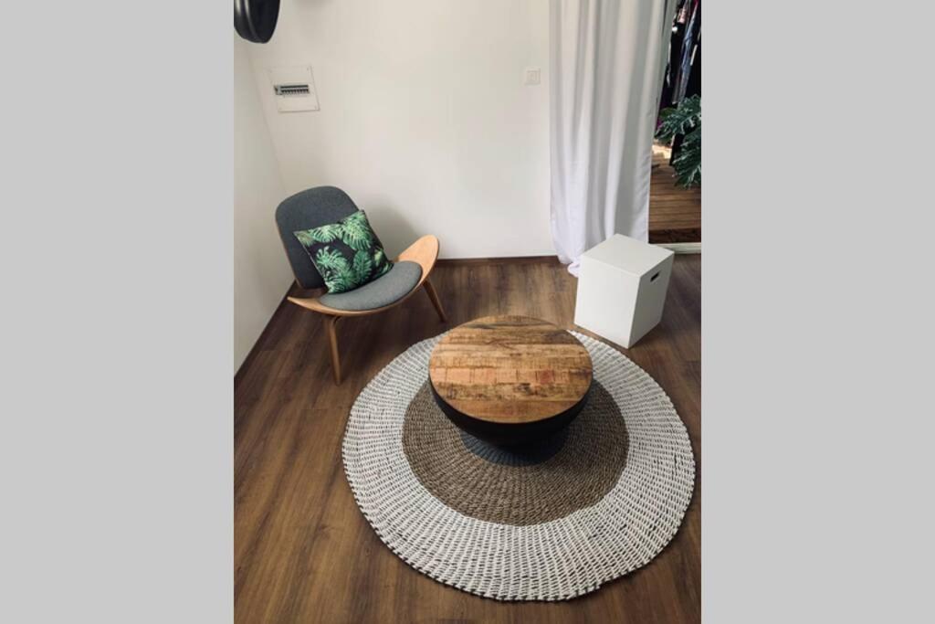 La Caze AmoreMiEve pour un séjour cozy à St Pierre Saint Pierre Esterno foto